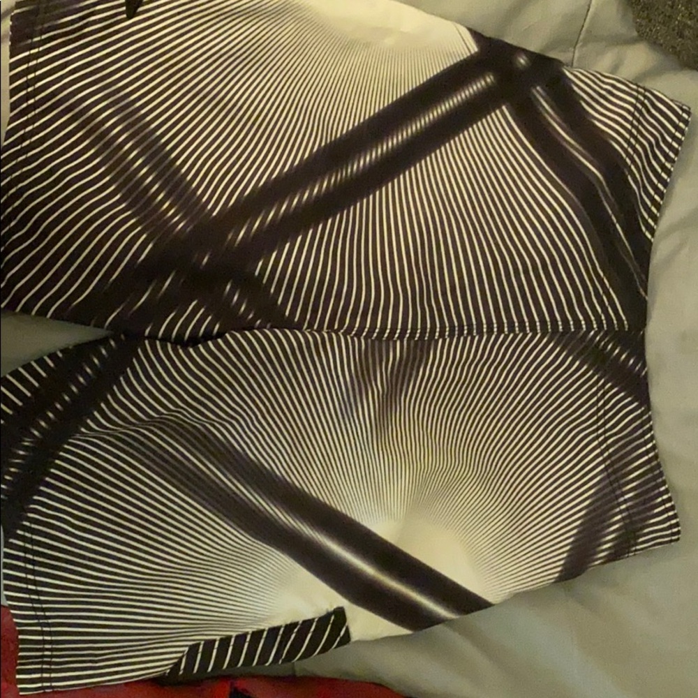 Board shorts - Picture 2 of 3